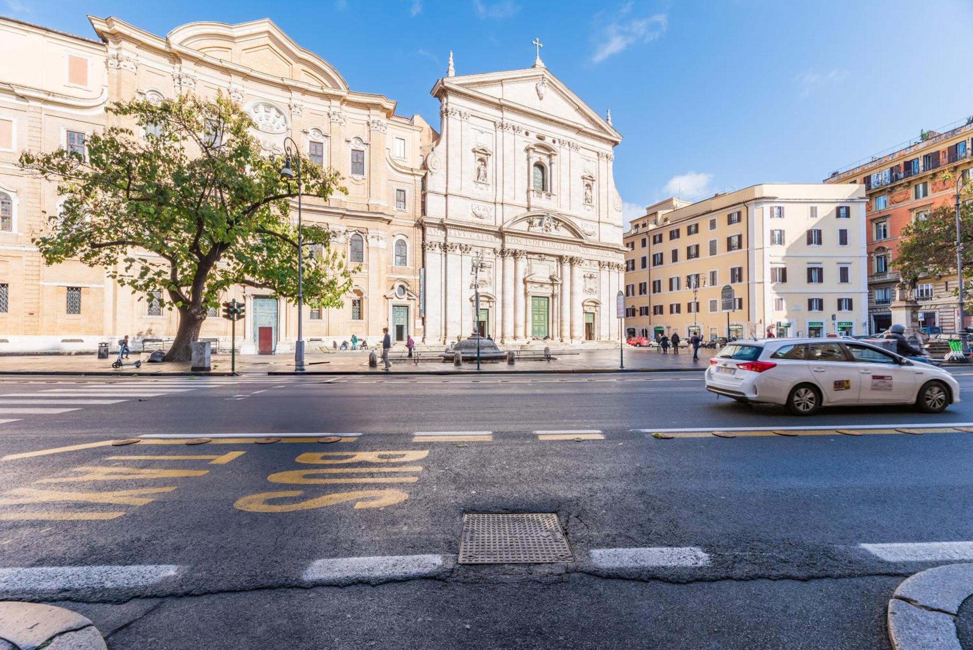 Casa Degli Dei *